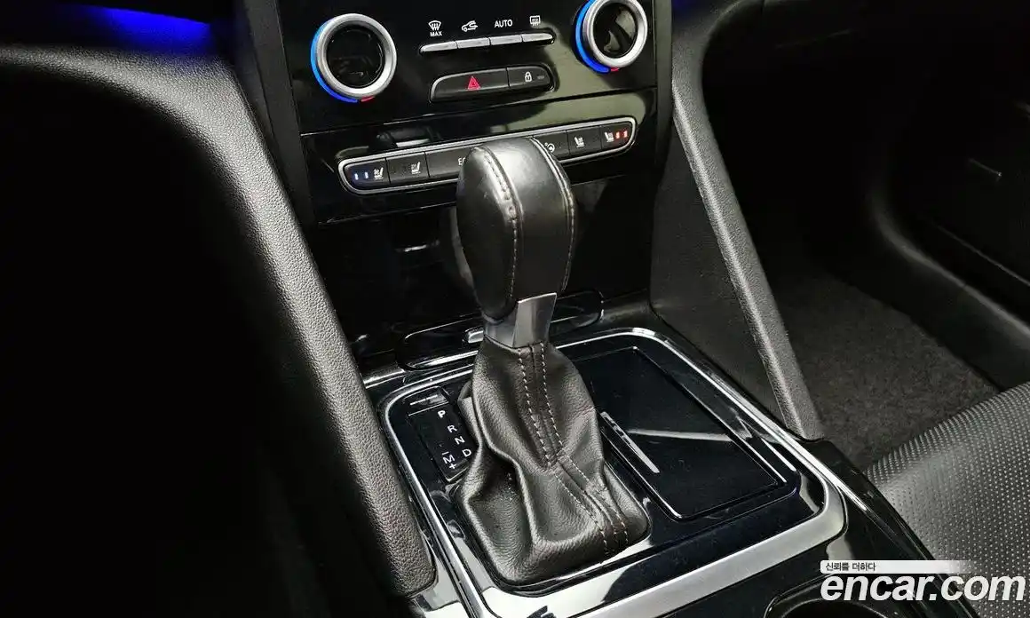 Renault SM6 2016 1.6 Автомат в Москве № 891817, фото 9