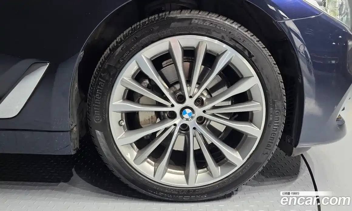 BMW 5-Series 2020 3.0 Автомат в Москве № 892278, фото 5