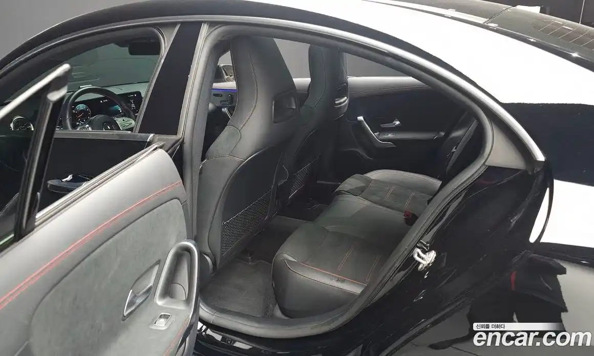 Mercedes-Benz CLA-Class 2021 2.0 Автомат в Москве № 892521, фото 12