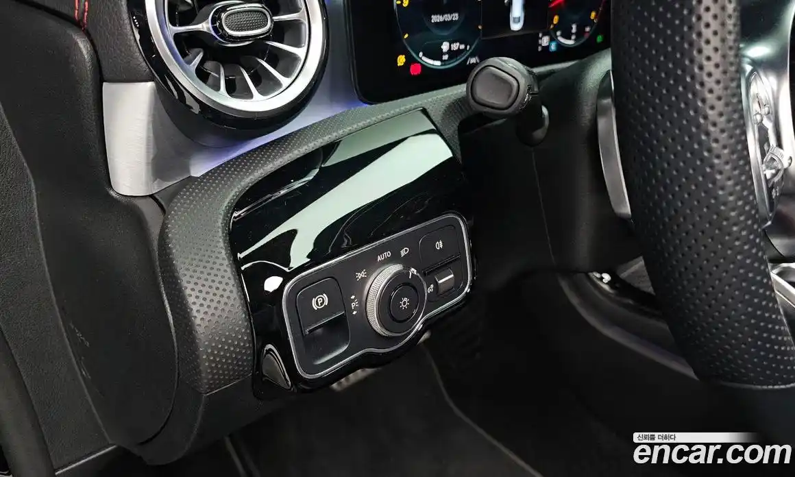 Mercedes-Benz CLA-Class 2021 2.0 Автомат в Москве № 892521, фото 18