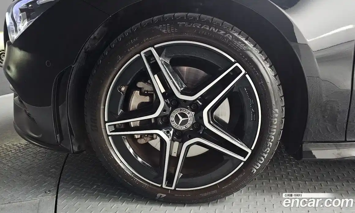 Mercedes-Benz CLA-Class 2021 2.0 Автомат в Москве № 892521, фото 5