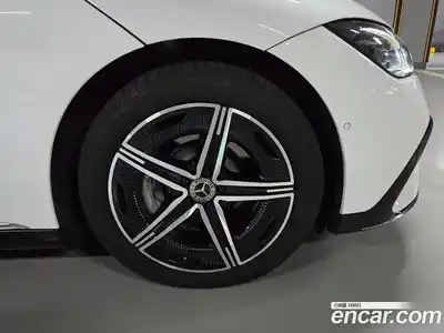 Mercedes-Benz EQE 2023 Автомат в Москве № 892591, миниатюра 6
