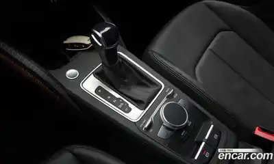 Audi Q2 2023 2.0 Автомат в Москве № 893660, миниатюра 9