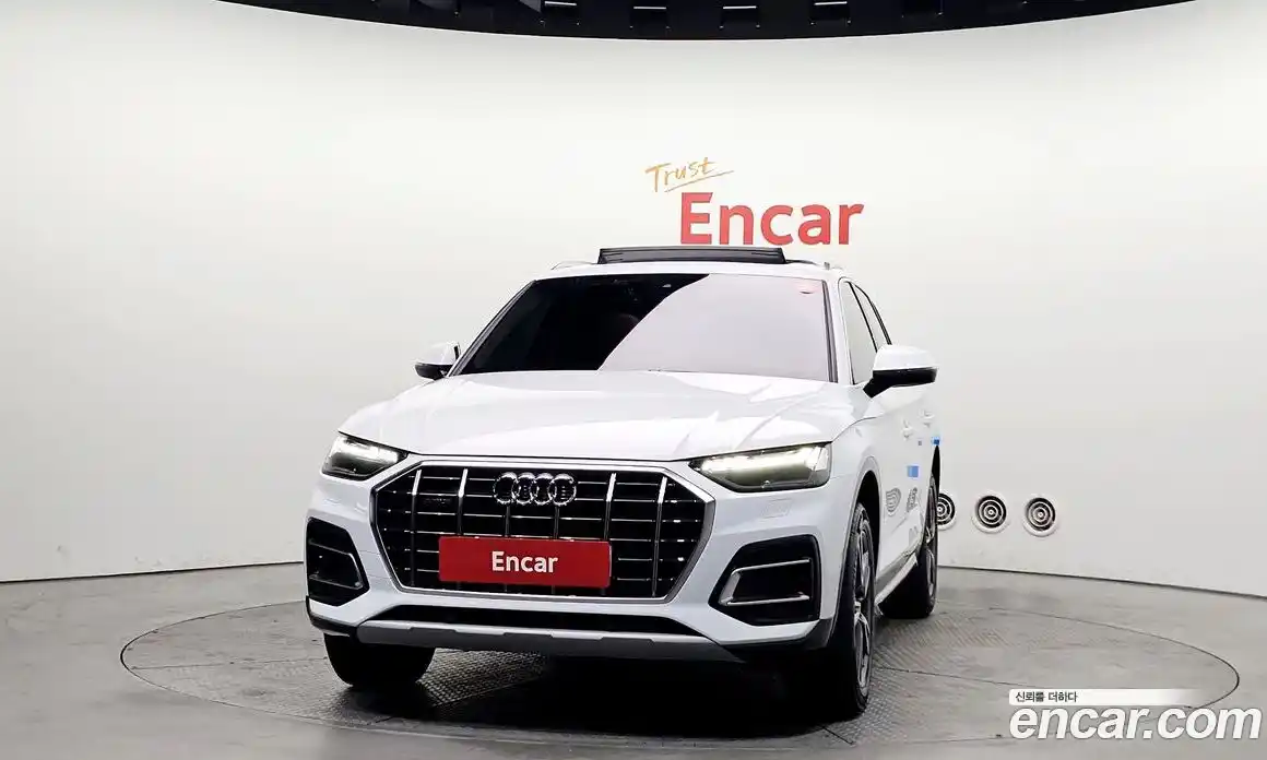 Audi Q5 2022 2.0 Автомат в Москве № 893779, фото 3