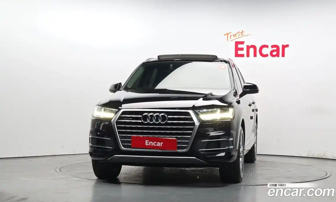 Audi Q7 2019 2.0 Автомат в Москве № 894131, фото 3