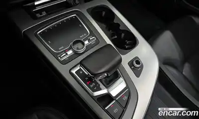 Audi Q7 2019 2.0 Автомат в Москве № 894131, миниатюра 9