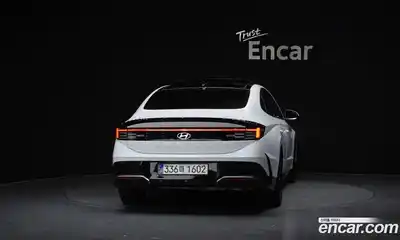 Hyundai Sonata 2023 2.0 Автомат в Москве № 111487, миниатюра 4