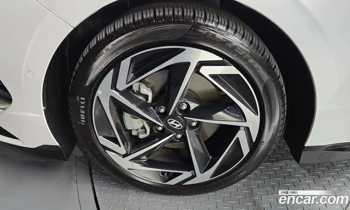 Hyundai Sonata 2023 2.0 Автомат в Москве № 111487, фото 5