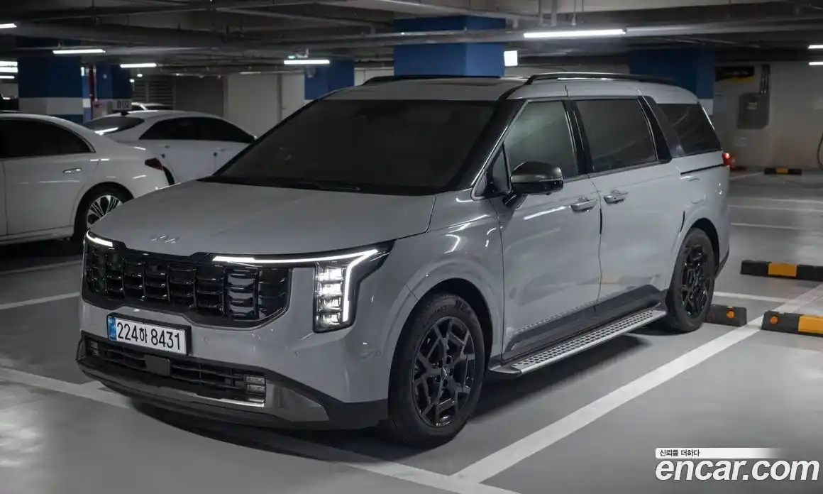 Kia Canival 2025 1.6 Автомат в Москве № 114068, фото 3