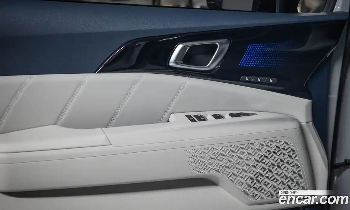 Kia Canival 2025 1.6 Автомат в Москве № 114068, фото 6