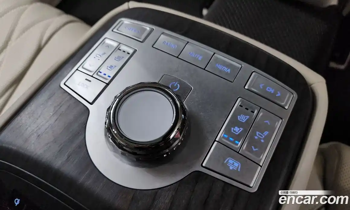 Genesis G80 2024 2.5 гидро в Москве № 122444, фото 19