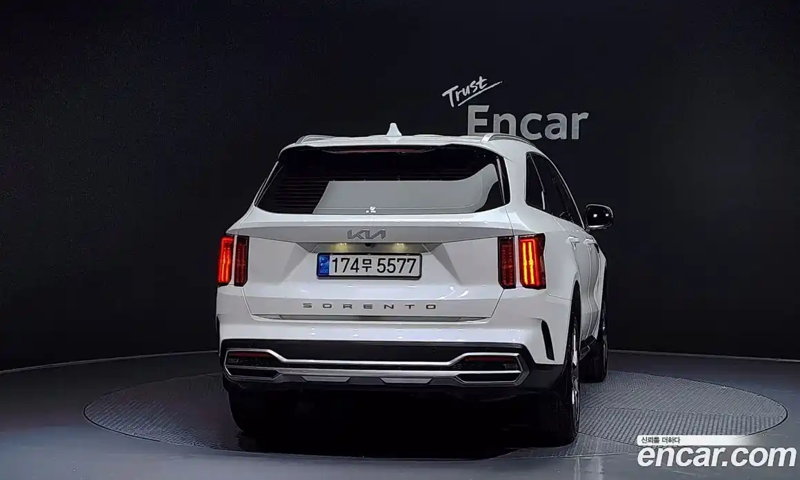 Kia Sorento 2022 2.5 гидро в Москве № 132783, фото 4