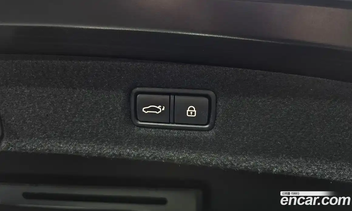 Genesis G90 2019 5.0 гидро в Москве № 56424, фото 18
