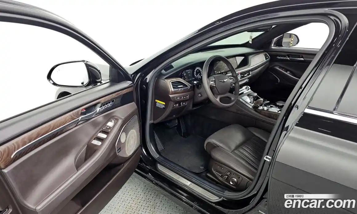 Genesis G90 2019 5.0 гидро в Москве № 56424, фото 10
