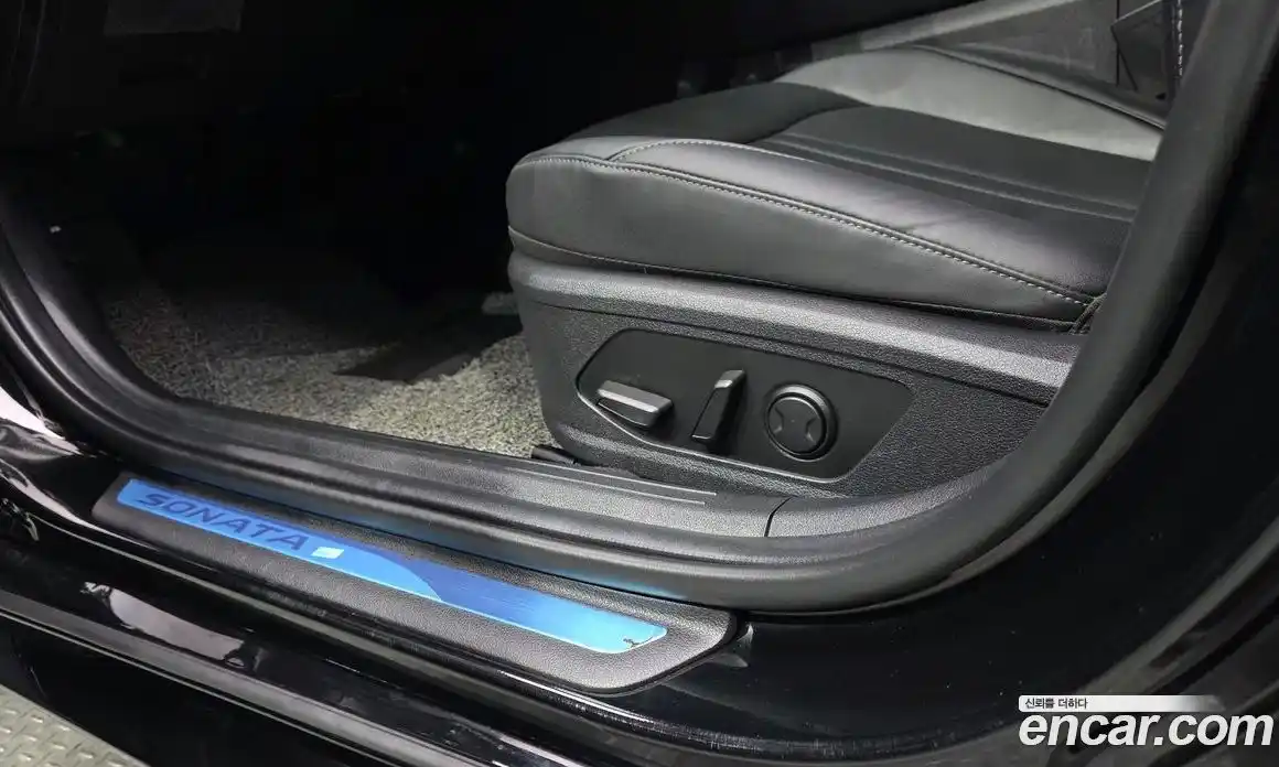 Hyundai Sonata 2023 2.0 Автомат в Москве № 853964, фото 18