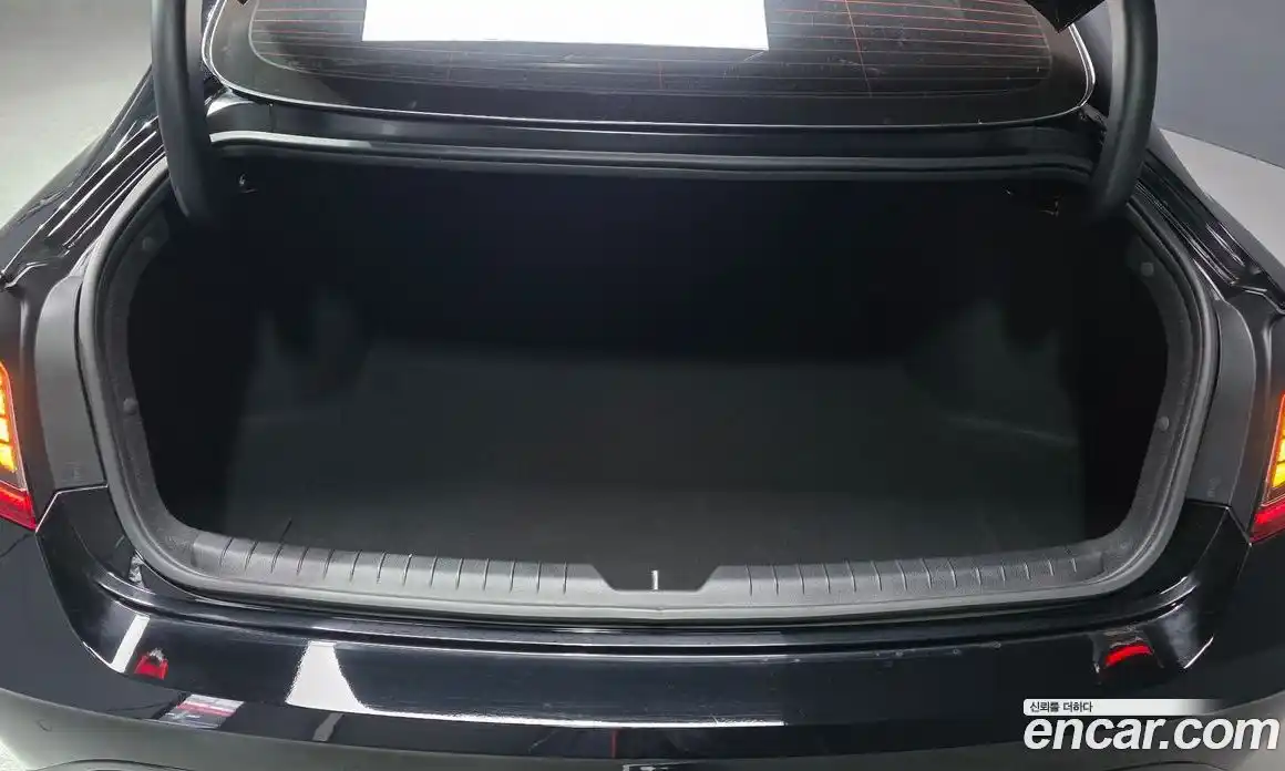 Hyundai Sonata 2023 2.0 Автомат в Москве № 853964, фото 20