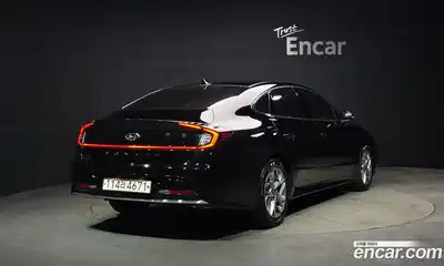 Hyundai Sonata 2023 2.0 Автомат в Москве № 853964, миниатюра 2