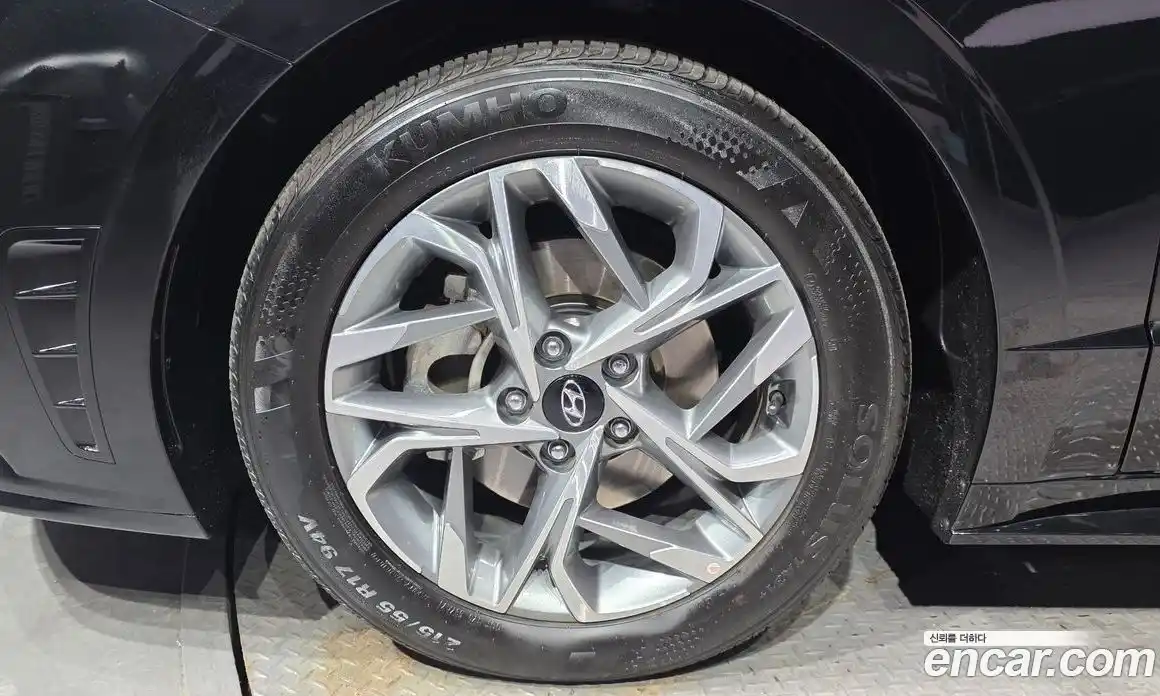 Hyundai Sonata 2023 2.0 Автомат в Москве № 853964, фото 5