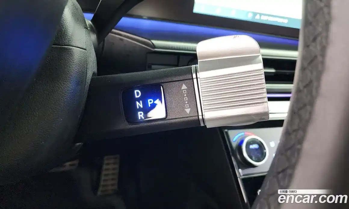 Hyundai Santa Fe 2025 1.6 Автомат в Москве № 854347, фото 9