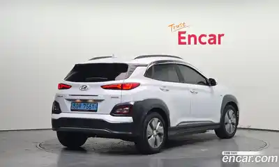 Hyundai Kona 2019 0.2 Автомат в Москве № 854456, миниатюра 2