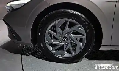 Hyundai Avante 2023 1.6 Автомат в Москве № 854532, миниатюра 5