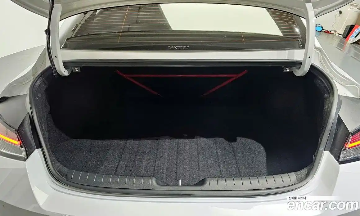 Hyundai Avante 2022 2.0 гидро в Москве № 854547, фото 20