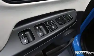 Hyundai Kona 2022 1.6 Автомат в Москве № 854583, миниатюра 11