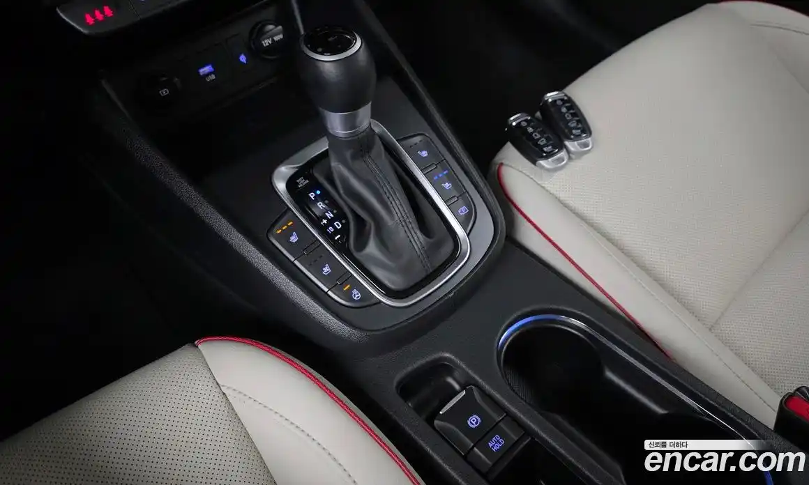 Hyundai Kona 2022 1.6 Автомат в Москве № 854583, фото 9