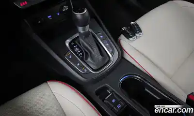 Hyundai Kona 2022 1.6 Автомат в Москве № 854583, миниатюра 9