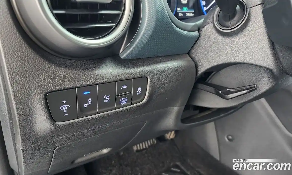 Hyundai Kona 2019 1.6 Автомат в Москве № 854674, фото 13