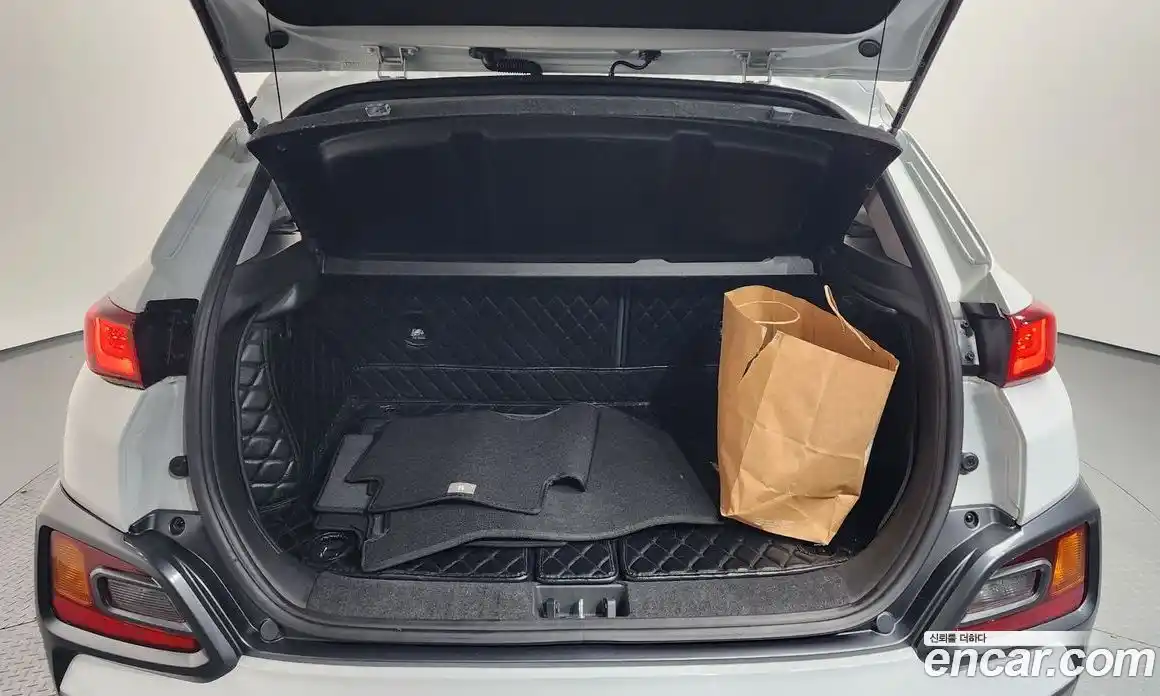 Hyundai Kona 2019 1.6 Автомат в Москве № 854674, фото 19