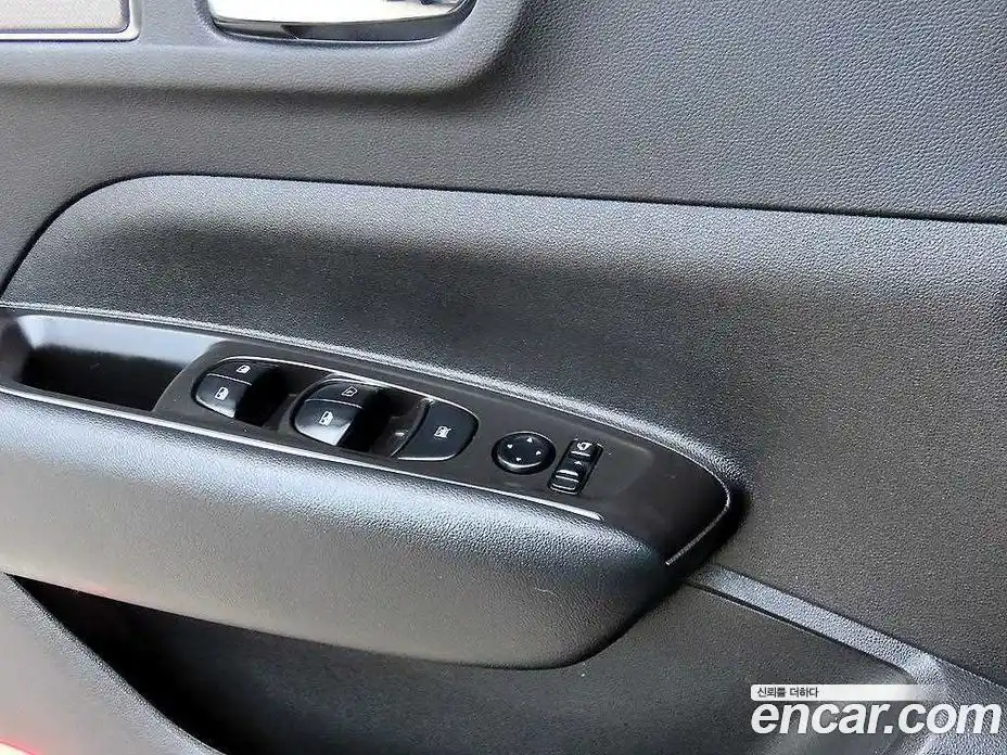 Renault QM6 2018 2.0 гидро в Москве № 854814, фото 18