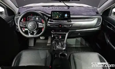 Kia Seltos 2021 1.6 Автомат в Москве № 855317, миниатюра 7