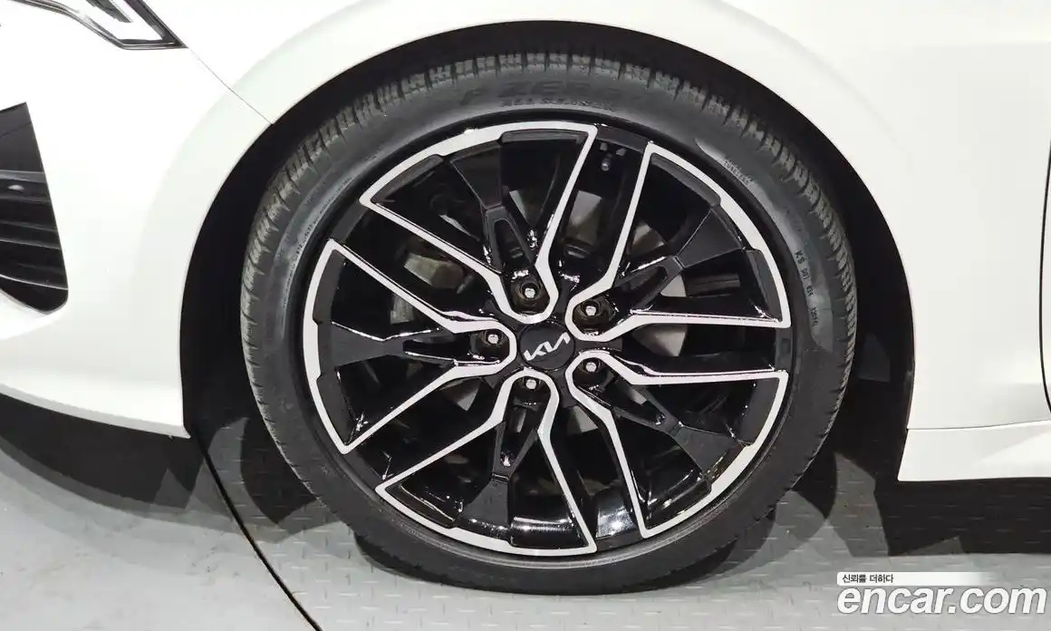 Kia K5 2023 1.6 Автомат в Москве № 855679, фото 5