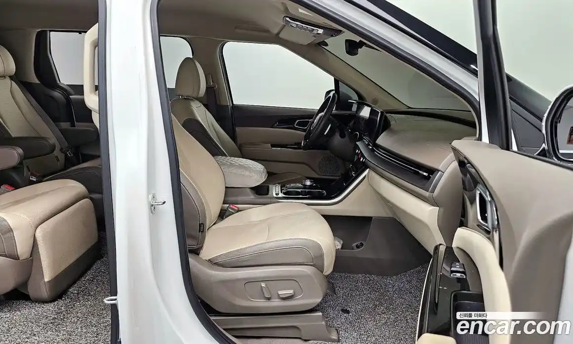 Kia Canival 2021 2.2 Автомат в Москве № 855823, фото 11