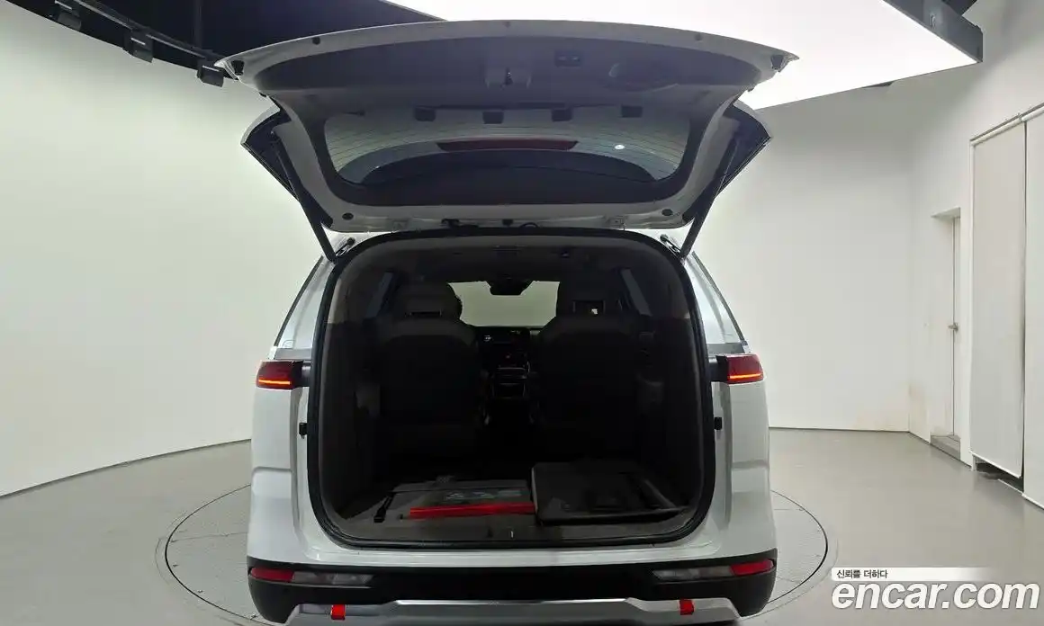 Kia Canival 2021 2.2 Автомат в Москве № 855823, фото 20