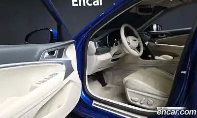 Genesis G70 2022 2.0 гидро в Москве № 855985, миниатюра 10