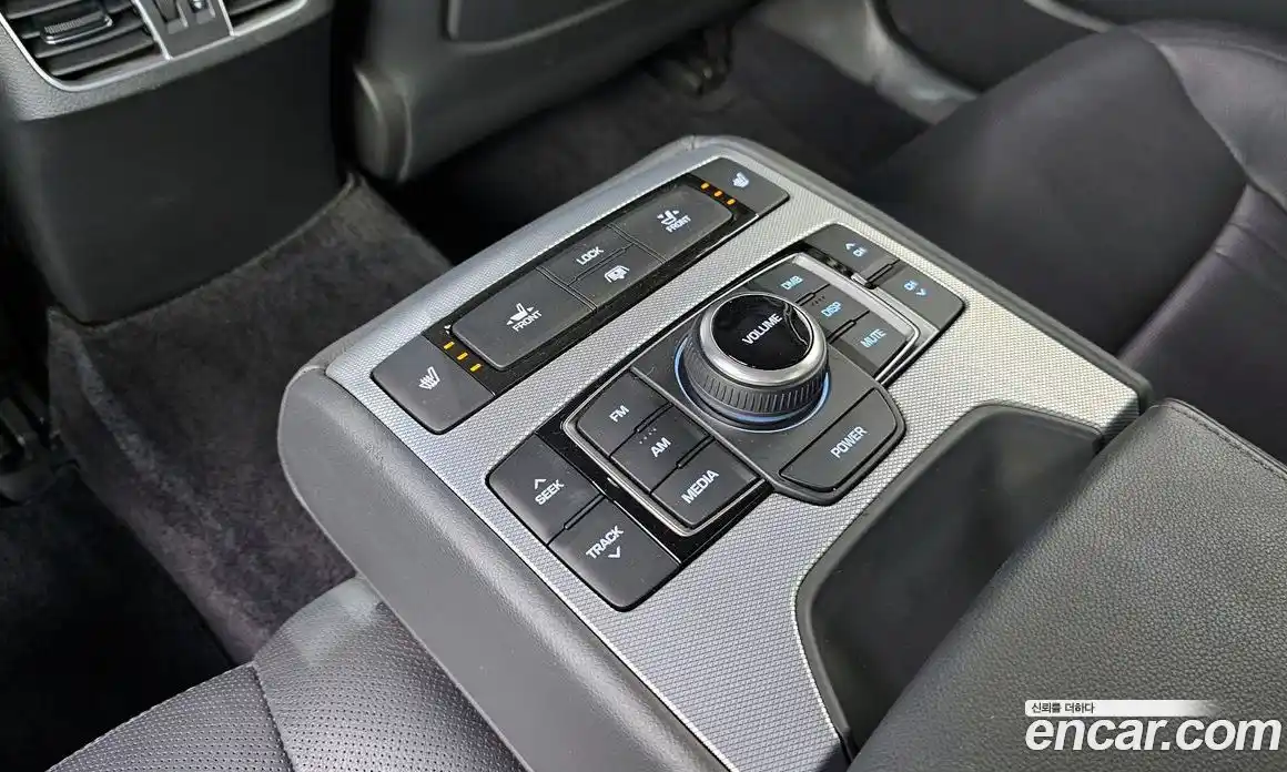 Genesis G80 2019 3.3 Автомат в Москве № 856015, фото 18