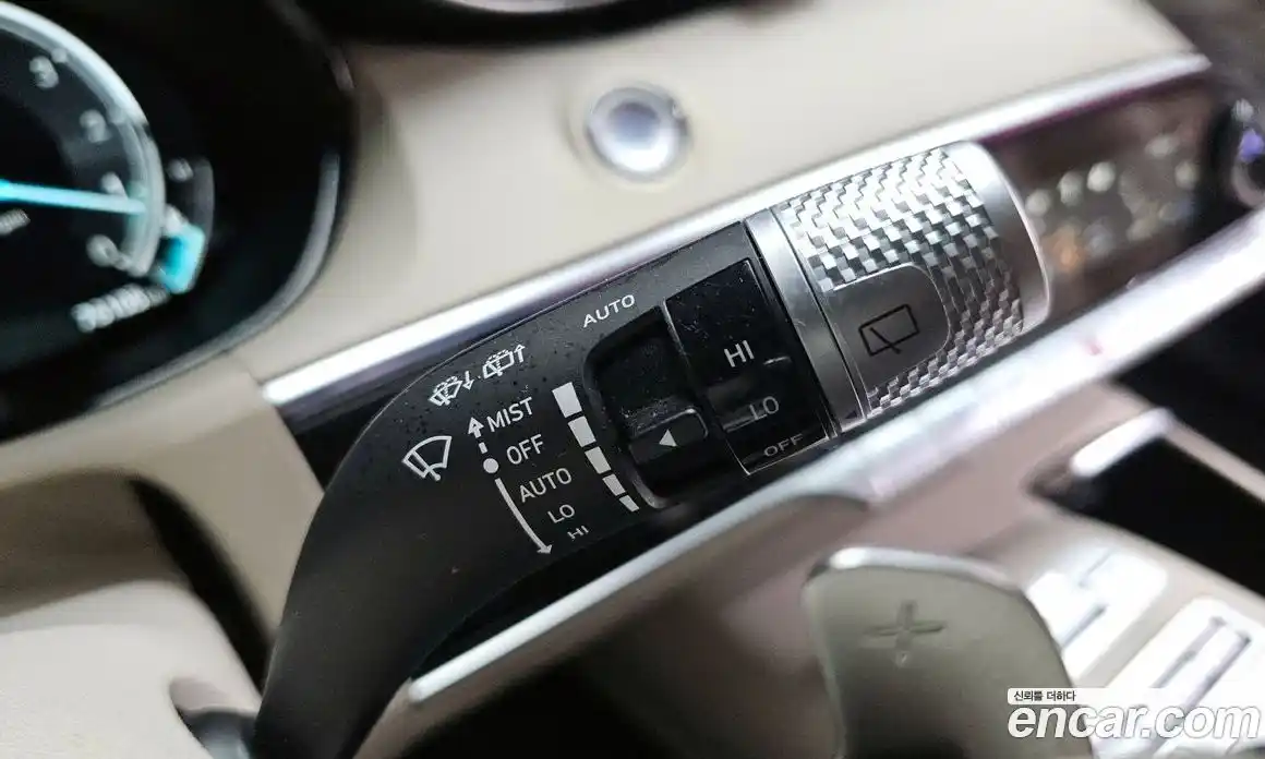 Genesis GV70 2021 2.5 Автомат в Москве № 856048, фото 16