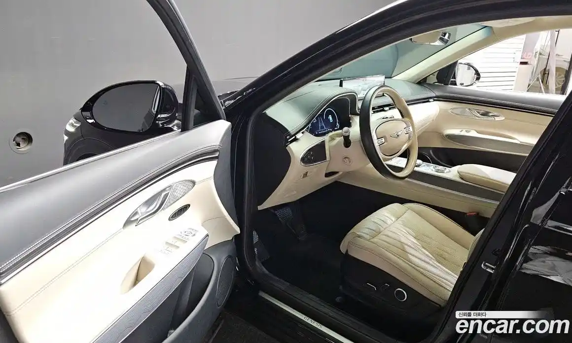 Genesis GV70 2021 2.5 Автомат в Москве № 856048, фото 10