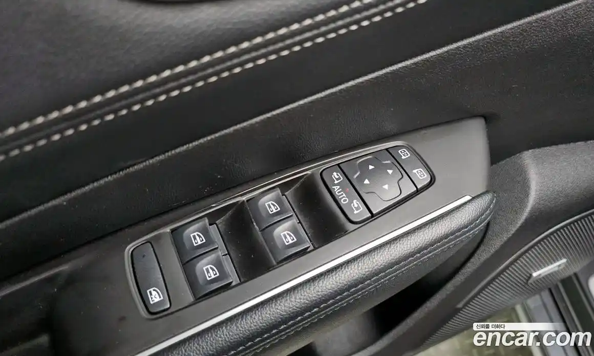 Renault SM6 2019 2.0 Автомат в Москве № 856061, фото 13