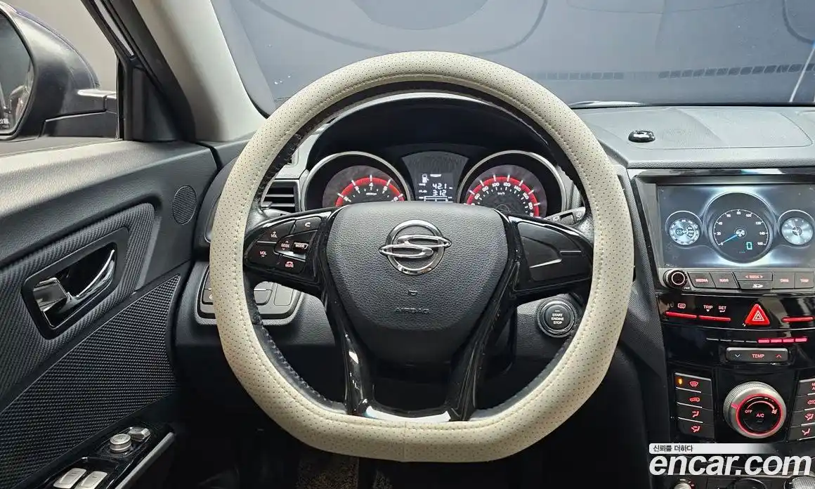 SsangYong TIBOLI 2017 1.6 Автомат в Москве № 856796, фото 13