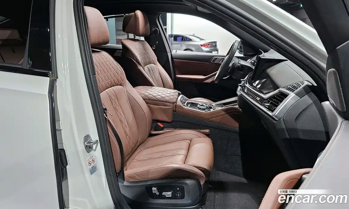 BMW X6 2023 3.0 Автомат в Москве № 856855, фото 10