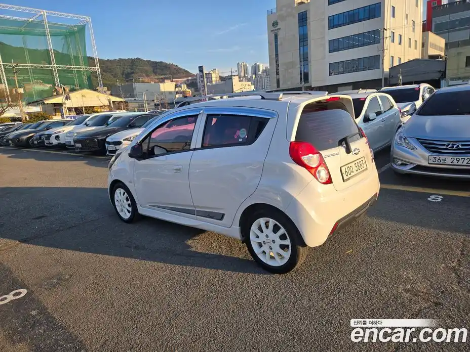 Chevrolet Spark 2015 1.0 Автомат в Москве № 857831, фото 5