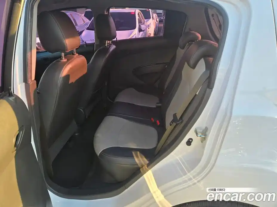 Chevrolet Spark 2015 1.0 Автомат в Москве № 857831, фото 8