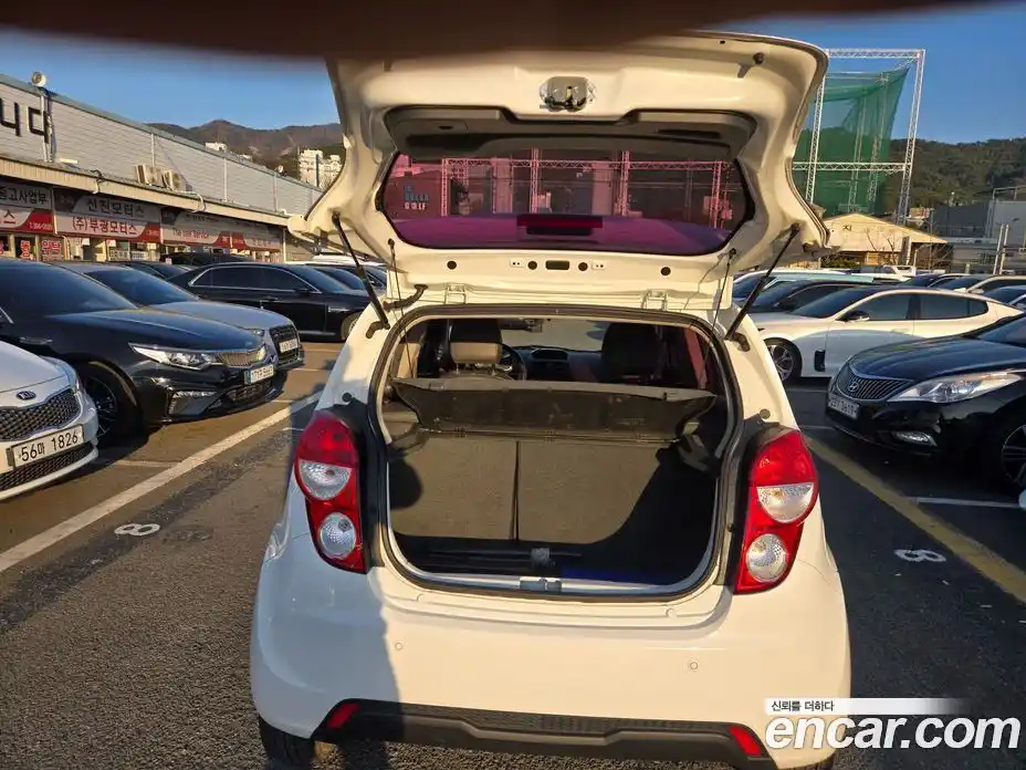 Chevrolet Spark 2015 1.0 Автомат в Москве № 857831, фото 9