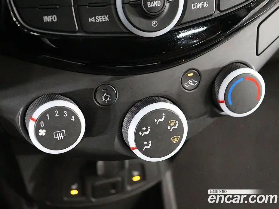Chevrolet Spark 2013 1.0 гидро в Москве № 857922, фото 12