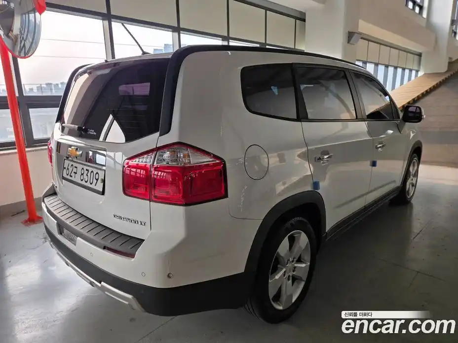 Chevrolet Orlando 2015 2.0 Автомат в Москве № 858024, фото 4