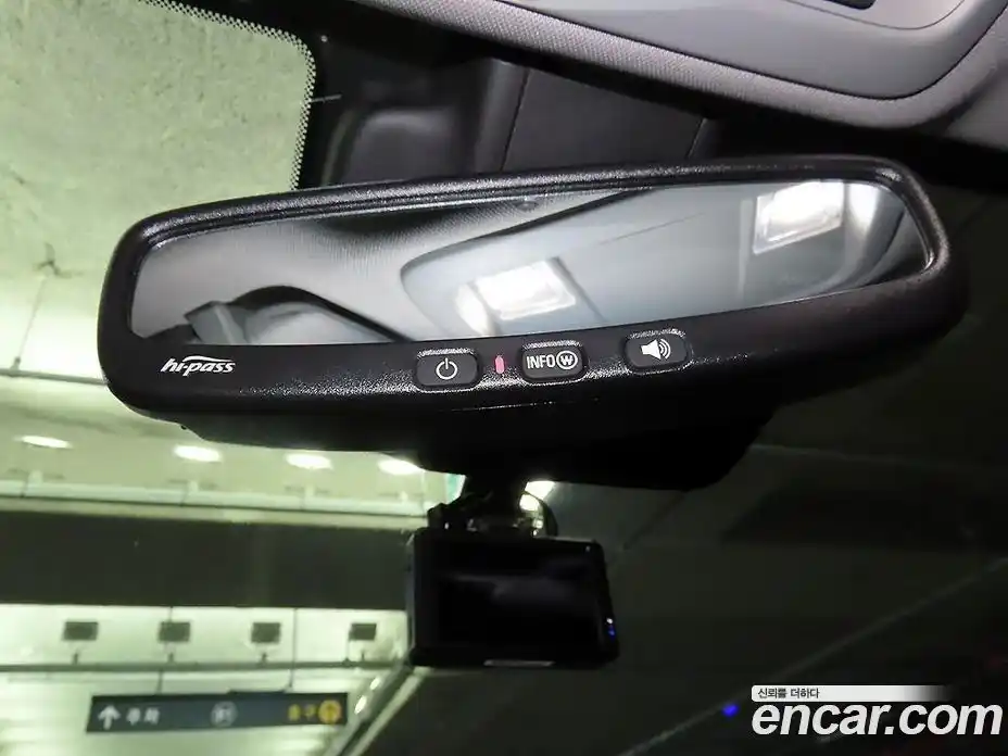 Chevrolet Malibu 2017 2.0 Автомат в Москве № 858093, фото 17