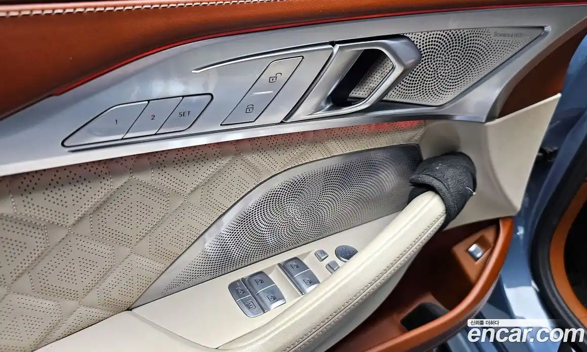 BMW M8 2022 4.4 Автомат в Москве № 858510, фото 16